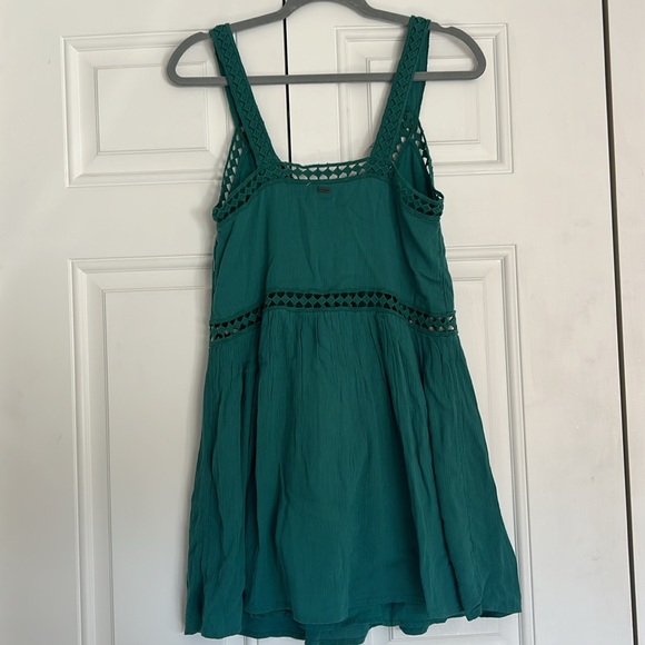 O’Neill dress/ swimsuit coverup - Picture 2 of 9